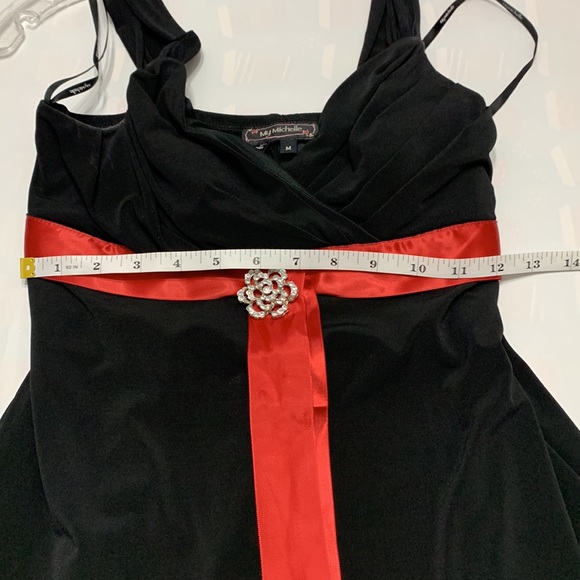 My Michelle dress. Size medium - Picture 8 of 8